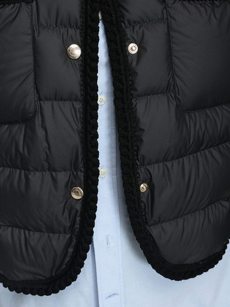 MONCLER (モンクレール) 編み込みトリミング ノーカラー ライトダウン 