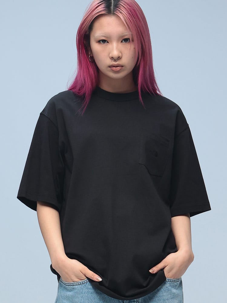 THE NORTH FACE (ザ ノースフェイス) ロゴ刺繍 オーバーサイズ クルーネック ポケット 半袖 Tシャツ NF0A8C3P