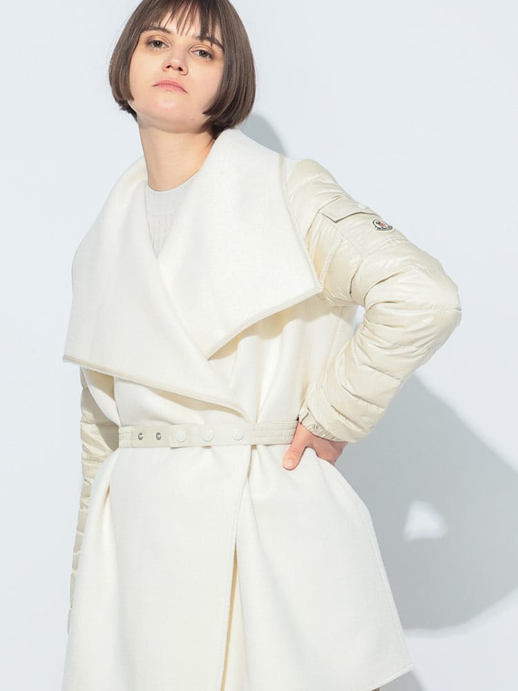 MONCLER (モンクレール) 袖ダウン ウエストベルト ケープ レディース