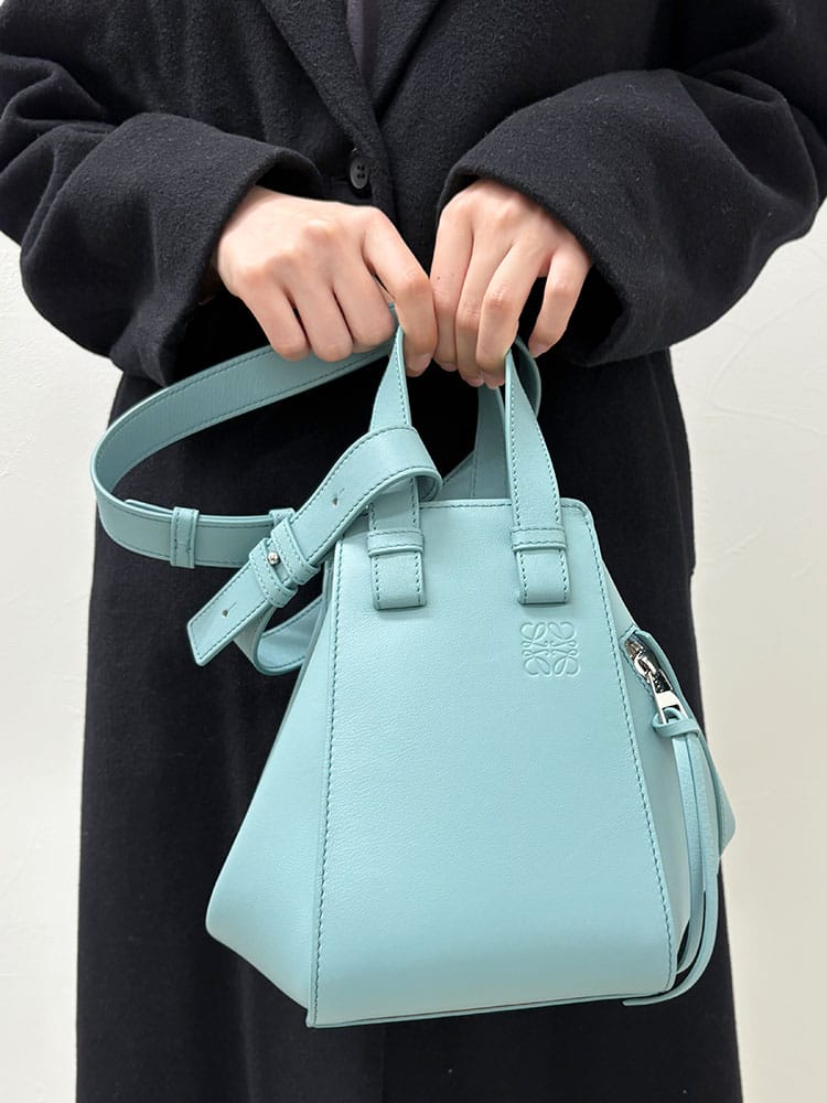 LOEWE (ロエベ) クラシックカーフ ハンモックバッグ コンパクト 