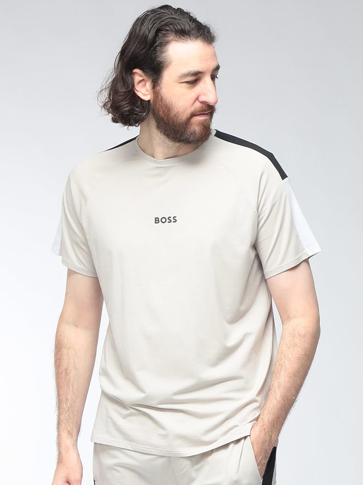 HUGO BOSS (ヒューゴボス) メンズ Tシャツ 半袖 ラグラン クルーネック ワンポイントロゴ セットアップ対応 BALANCE HBU50557056