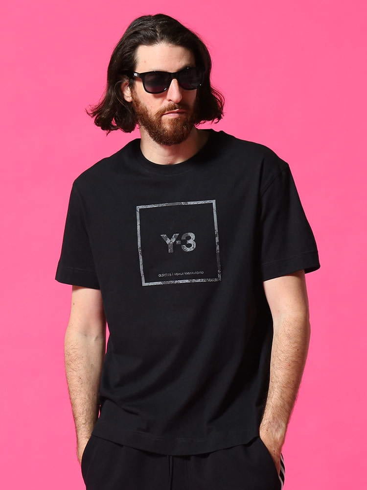 Y-3 (ワイスリー) BOXロゴ クルーネック 半袖 Tシャツ REFLECTIVE SQUARE BLACK Y3GV6060