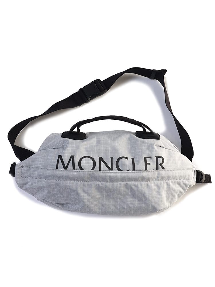 MONCLER (モンクレール) ロゴ ジップ ベルトバッグ Alchemy メンズ ブランド MC5M00004M2568