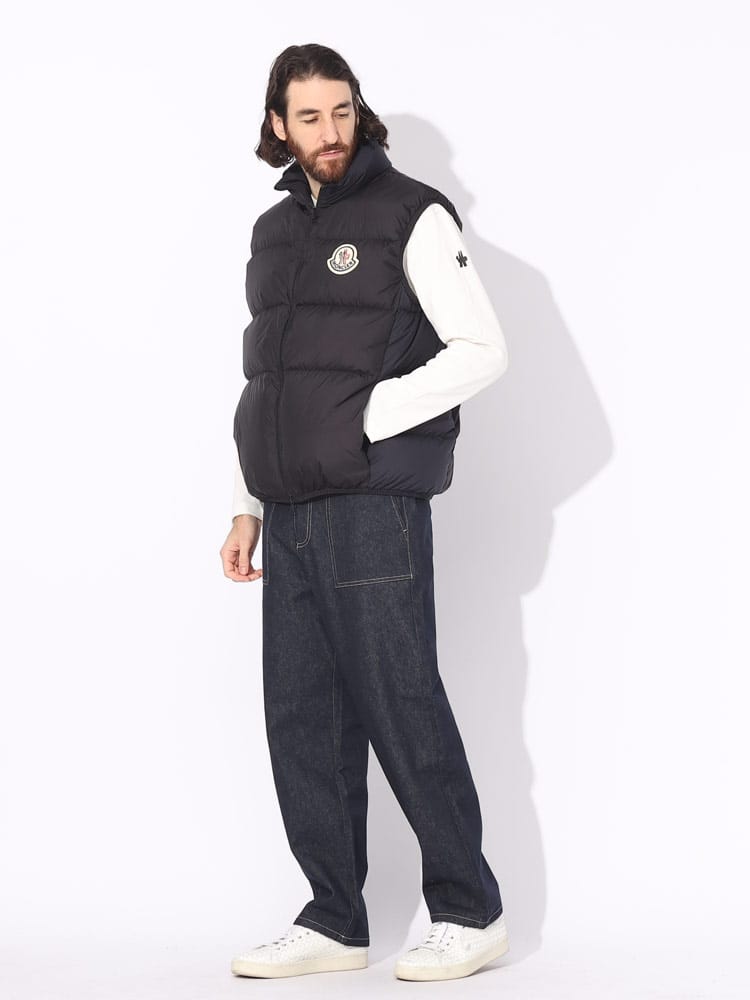 MONCLER (モンクレール) BIGワッペン フルジップ ダウンベスト 