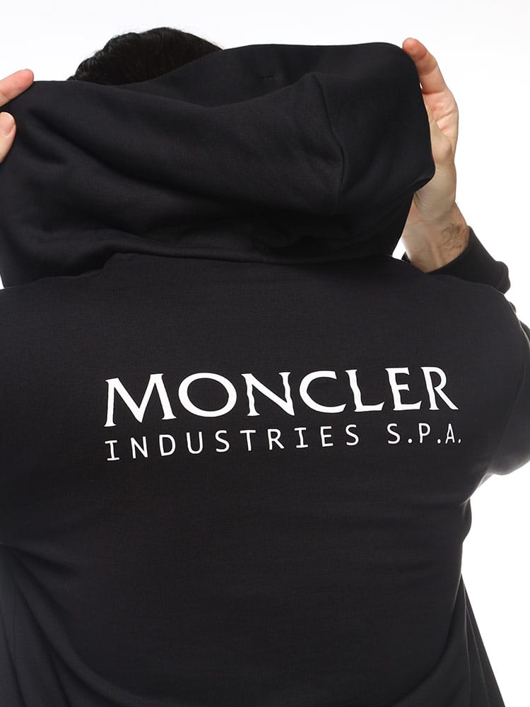MONCLER (モンクレール) バックロゴプリント フルジップ パーカー 