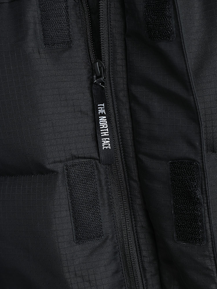 THE NORTH FACE (ザ ノースフェイス) 胸ロゴ フルジップ ダウン