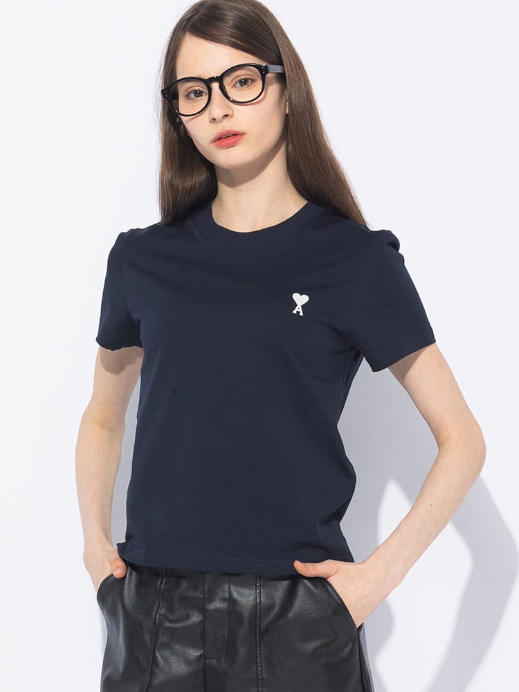AMI PARIS (アミパリス) ワンポイント クルーネック 半袖 クロップド Tシャツ AMI DE COEUR AMFTS060724 レディース