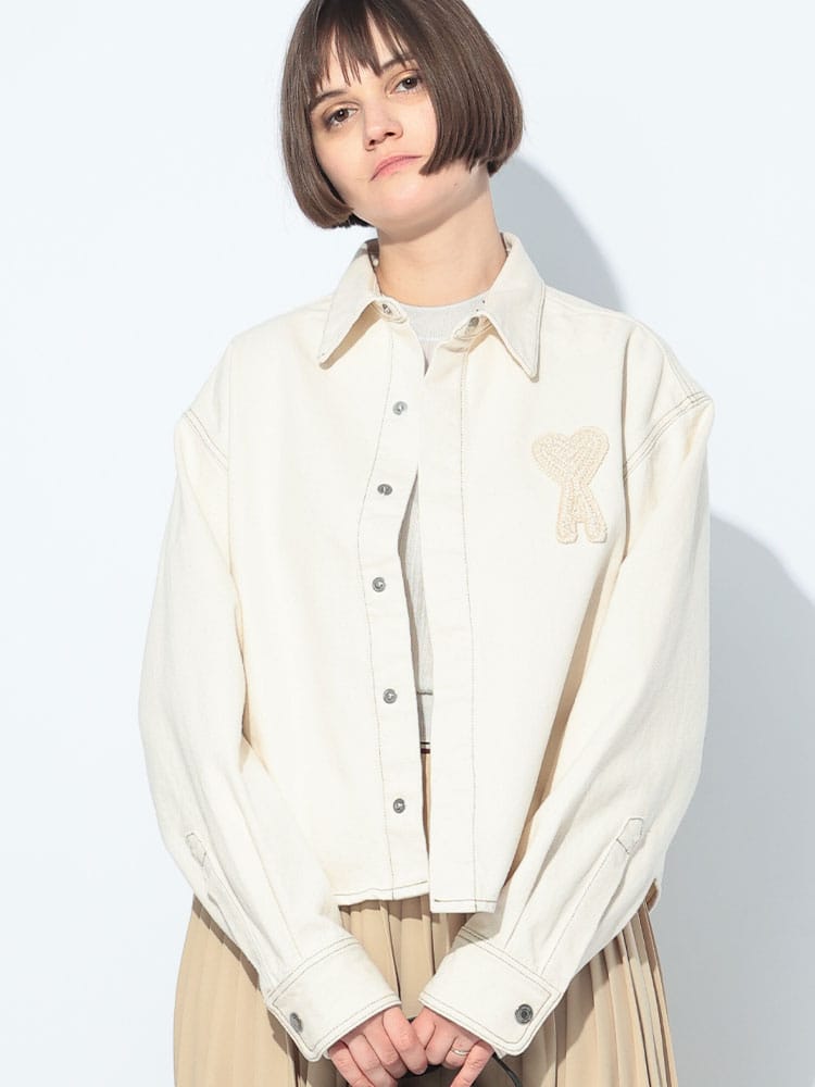AMI PARIS (アミパリス ) カラーコットンツイル クロップド デニムシャツ レディース