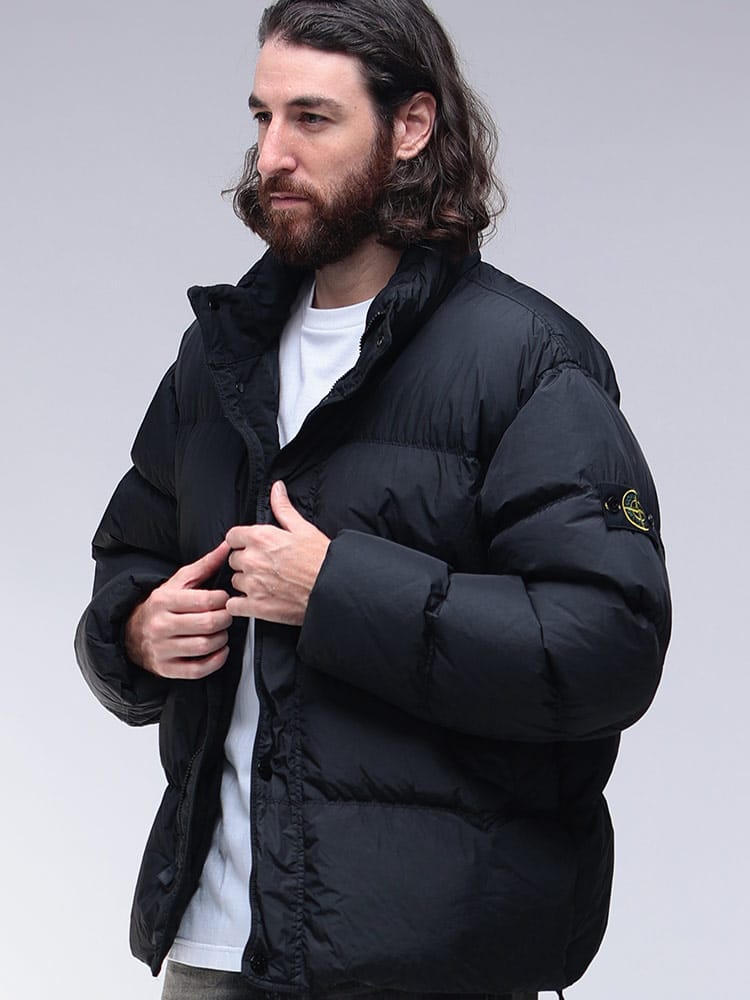 STONE ISLAND (ストーンアイランド) リサイクルナイロン 防風 ダブルスライダー スタンドカラー ダウンジャケット CRINKLE REPS SI4100010S0A23 メンズ 
