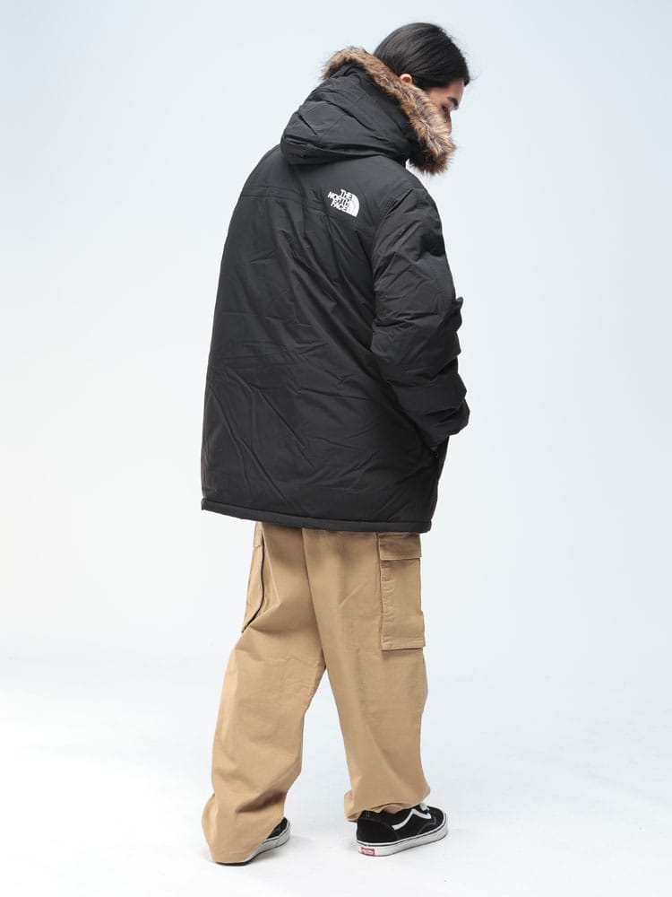 THE NORTH FACE (ザ ノースフェイス) ファーフード フルジップ ダウン 