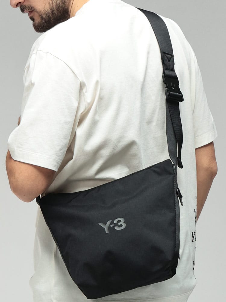 Y-3 (ワイスリー) メンズ バッグ ロゴ プリント ショルダーバッグ CROSS BODY BAG クロスボディバッグ Y3JW6216