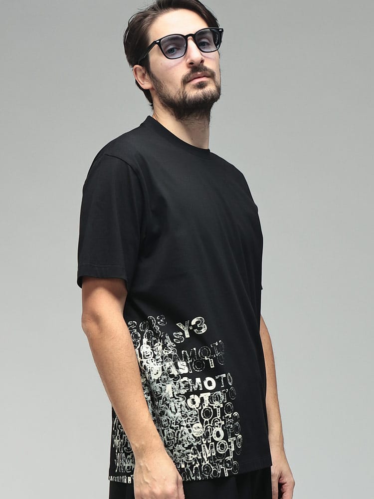 Y-3 (ワイスリー) メンズ Tシャツ 半袖 ロゴ グラフィックプリント クルーネック コットン カットソー Y3KR2223