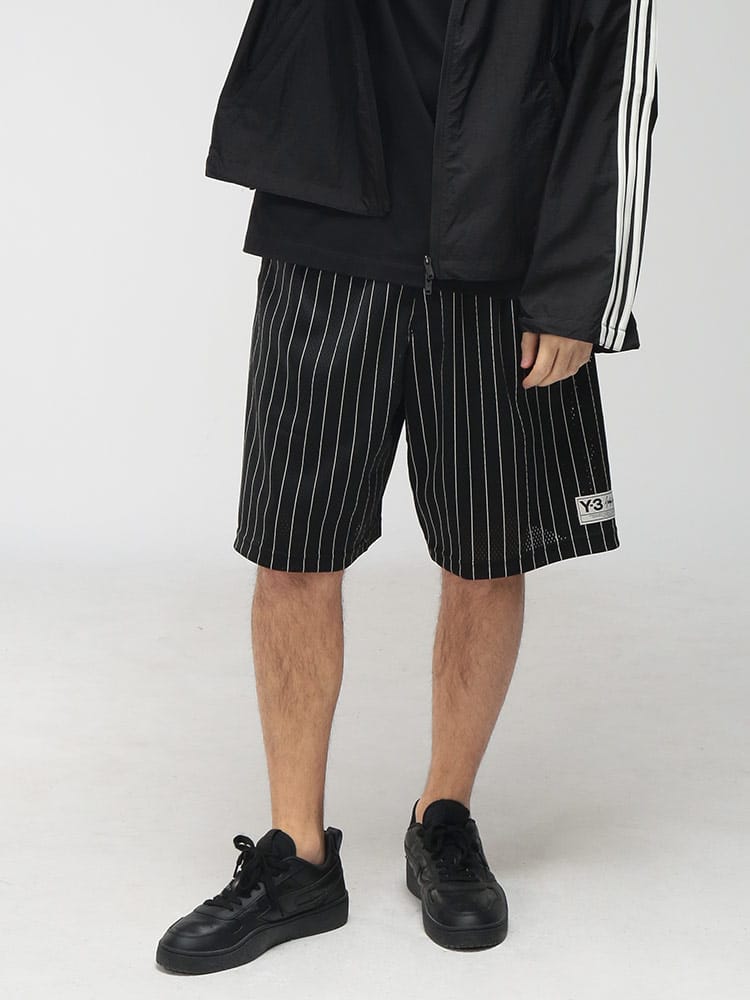 Y-3 (ワイスリー) メンズ ショートパンツ メッシュ ストライプ ショーツ MESH PINSTRIPE Y3KQ9829