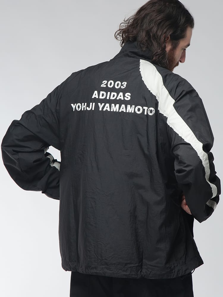 Y-3 (ワイスリー) メンズ ナイロン ジャケット 軽量 ナイロン 撥水 フルジップ RAW EDGE 3 STRIPES NYLON SHELL JACKET Y3KF6027