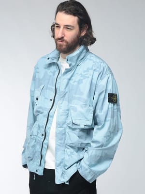 STONE ISLAND (ストーンアイランド) メンズ ジャケット フード収納 ナイロンブルゾン 迷彩 カモフラージュ フルジップ  SI4100071S00E9