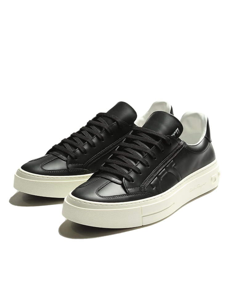 Salvatore Ferragamo (サルヴァトーレフェラガモ) レザー ガンチーニ型押し ローカットスニーカー FG02B227697633 ブランド