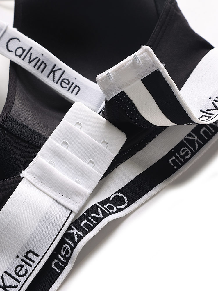 オンラインストア限定】 Calvin Klein (カルバンクライン) ロゴ