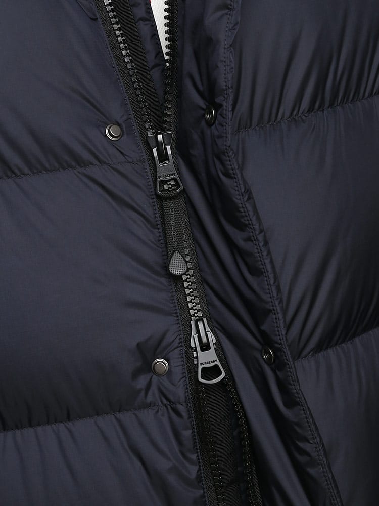 BURBERRY (バーバリー) デタッチャブルスリーブ フーデッド パファー 