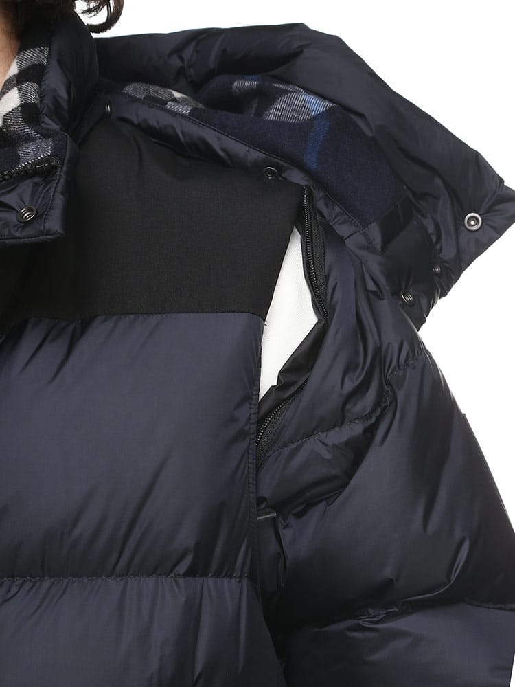 BURBERRY (バーバリー) デタッチャブルスリーブ フーデッド パファー 
