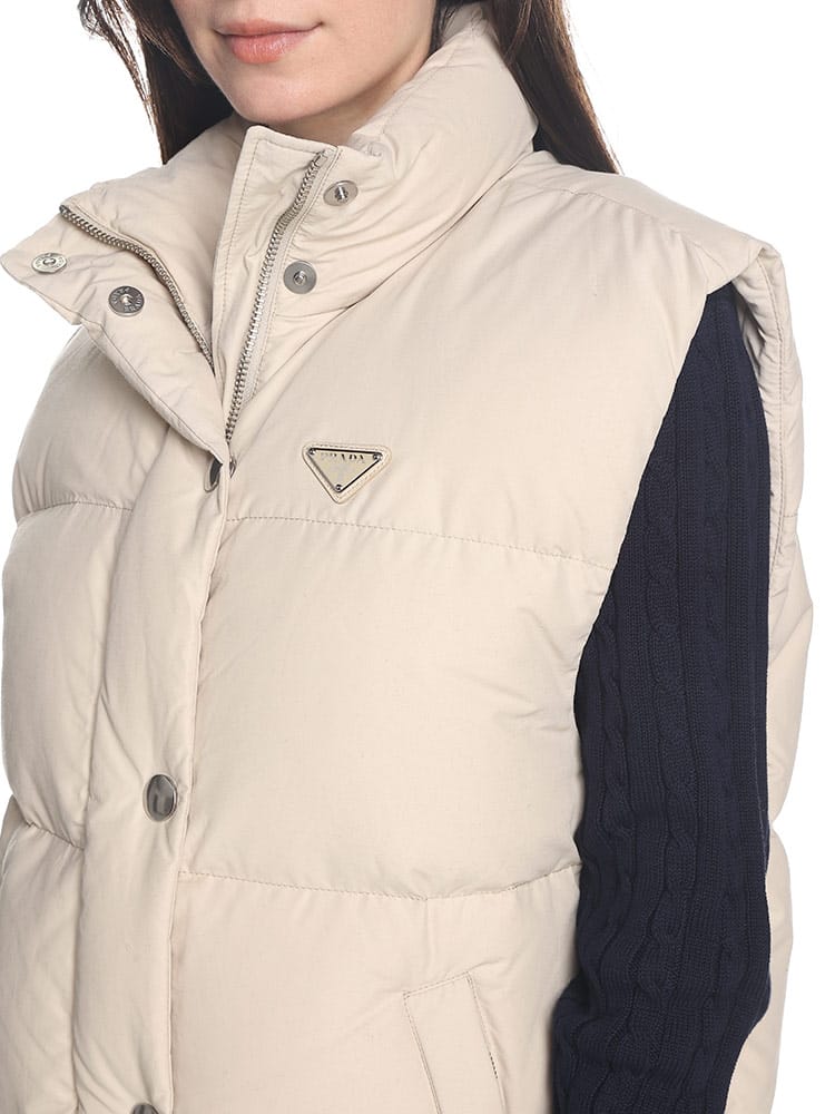 PRADA (プラダ) ロゴプレート フルジップ ダウンベスト PRL29X131  