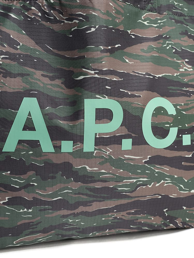 オンラインストア限定】 A.P.C. (アーペーセー) リバーシブル 迷彩 