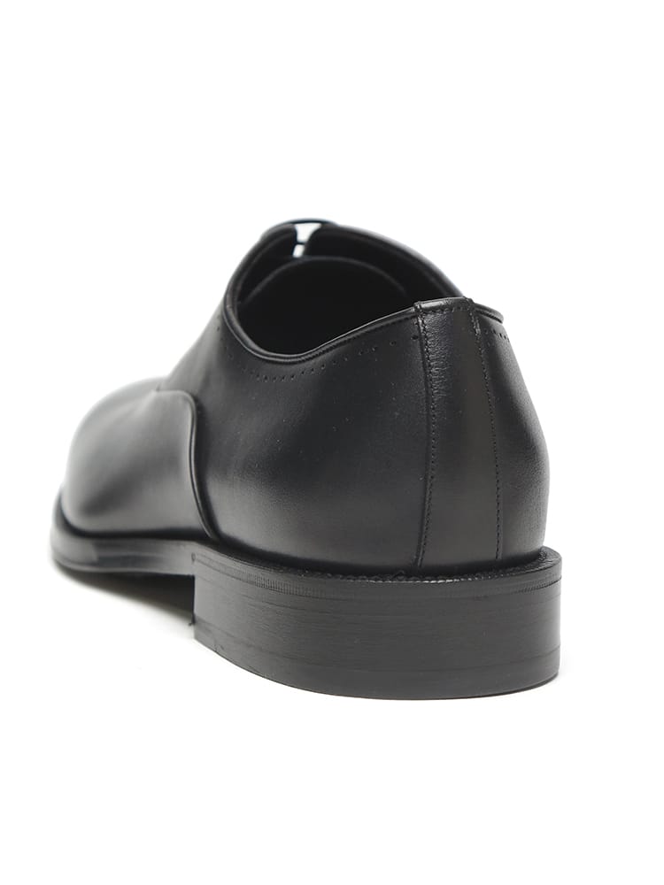 Salvatore Ferragamo (サルヴァトーレフェラガモ) レザー プレーントゥ 