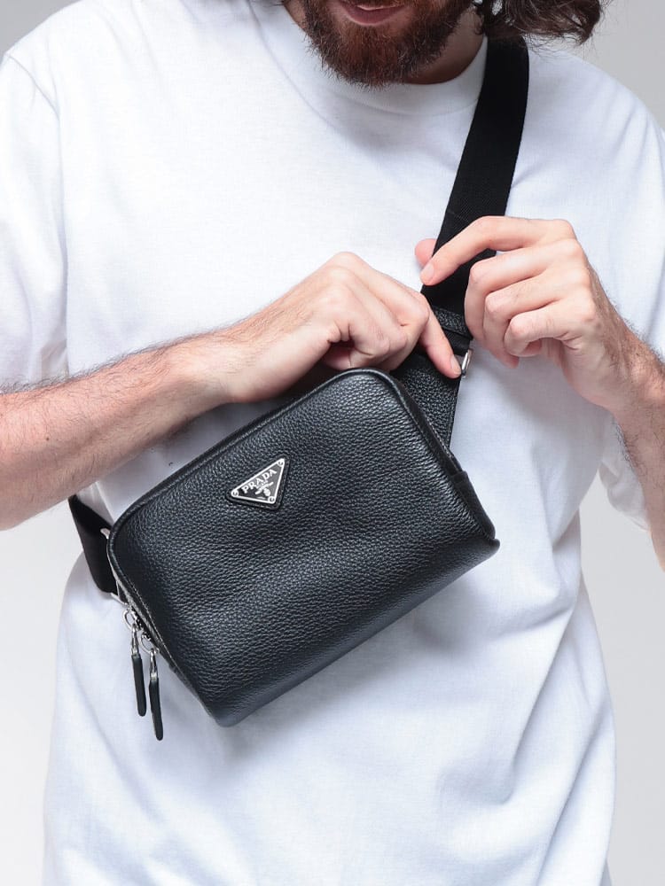 PRADA (プラダ) ヴィッテロダイノレザー ショルダーバッグ PR2VH1842BBE メンズ