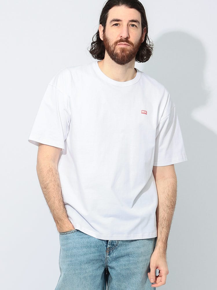 DIESEL (ディーゼル) ワンポイント ロゴ クルーネック 半袖 Tシャツ T-BOXT-R30 DSA164000QIAM メンズ