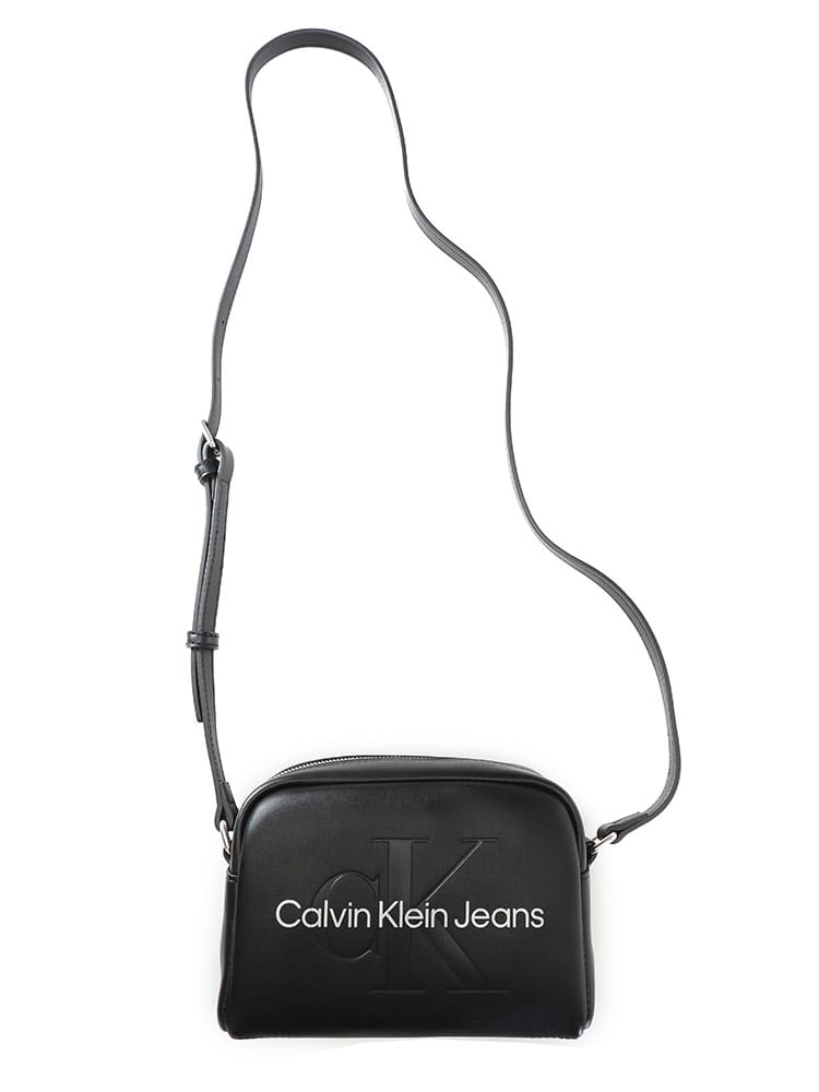 Calvin Klein (カルバンクライン) ロゴ型押しカメラバッグ ショルダー 