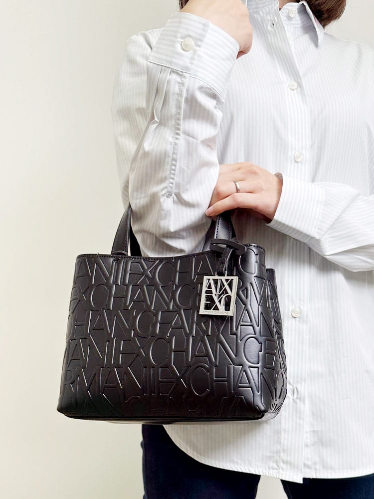 ARMANI EXCHANGE  (アルマーニ エクスチェンジ ) オールオーバー エンボスロゴ ミニトートバッグ レディース