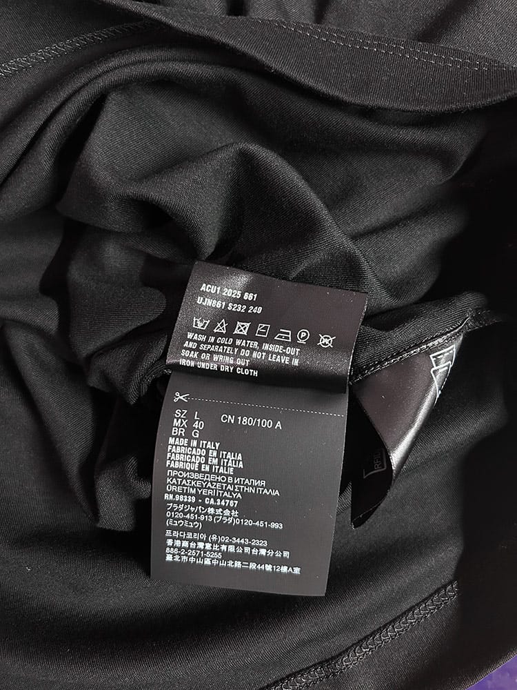 PRADA (プラダ) トライアングル ロゴ プレート クルーネック 半袖 T 