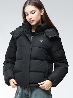 Calvin Klein (カルバンクライン) フード着脱 フルジップ 中綿 ジャケット MATTE MONOLOGO CKLLV047D513G レディース