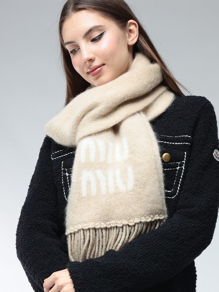 【無料ギフトラッピング対象品】 MIU MIU (ミュウミュウ) モヘヤ ロゴ マフラー MIU5FS0622CQD レディース