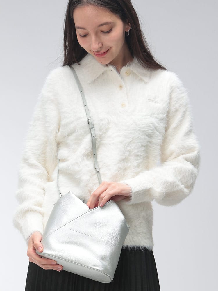 MM6 Maison Margiela (エムエムシックス メゾン マルジェラ) レディース ショルダーバッグ ジャパニーズ クロスボディ バッグMM6WD0026P8396