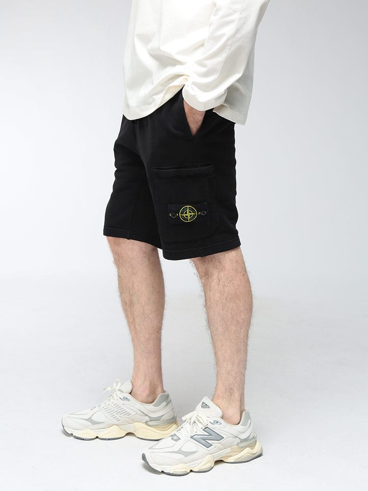 STONE ISLAND (ストーンアイランド) メンズ ショートパンツ 裏毛 カーゴポケット ショート丈 スウェット ジョガーパンツ SI6200011S0051