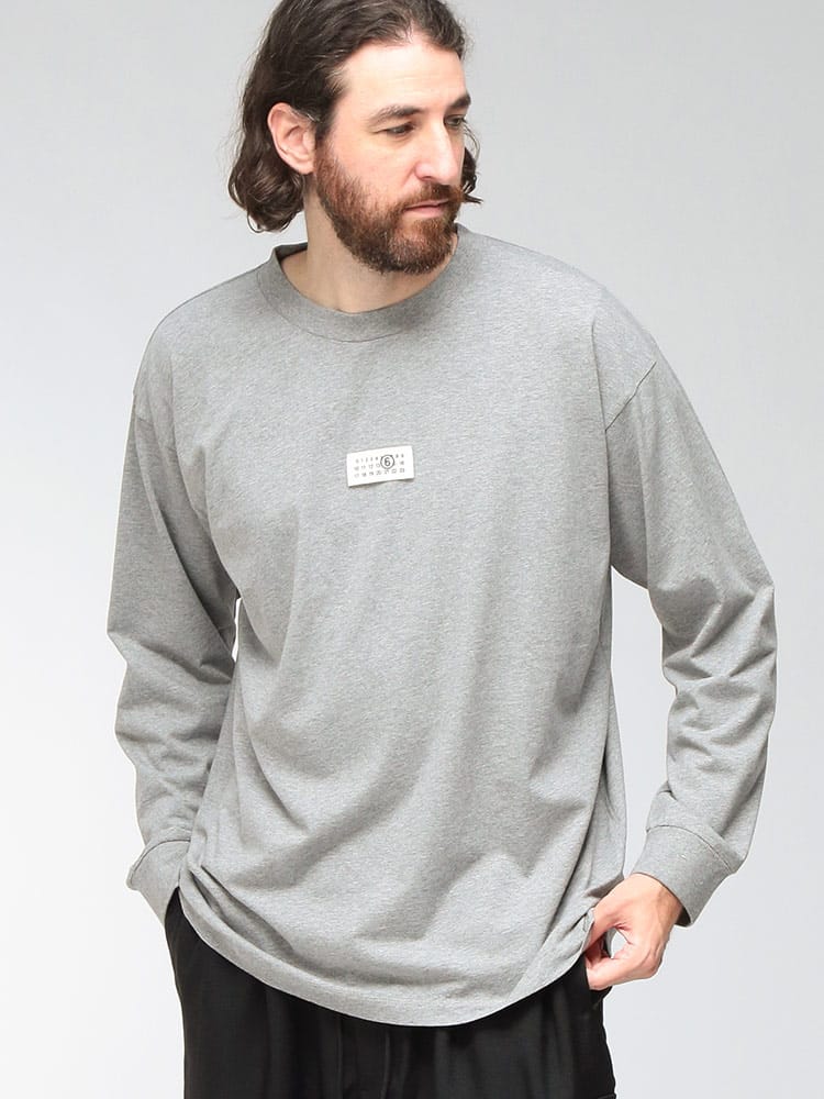 MM6 Maison Margiela (エムエムシックス メゾン マルジェラ) メンズ Tシャツ 長袖 胸ワンポイント クルーネック ロングスリーブ カットソー MM6NH0028M20170