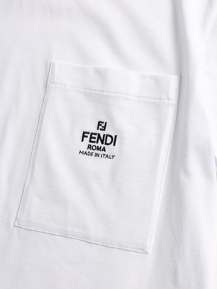 FENDI (フェンディ) ホワイトジャージー 刺繍入り胸ポケット 半袖 Tシャツ FDFS9619ANQSF レディー【サカゼン公式通販】