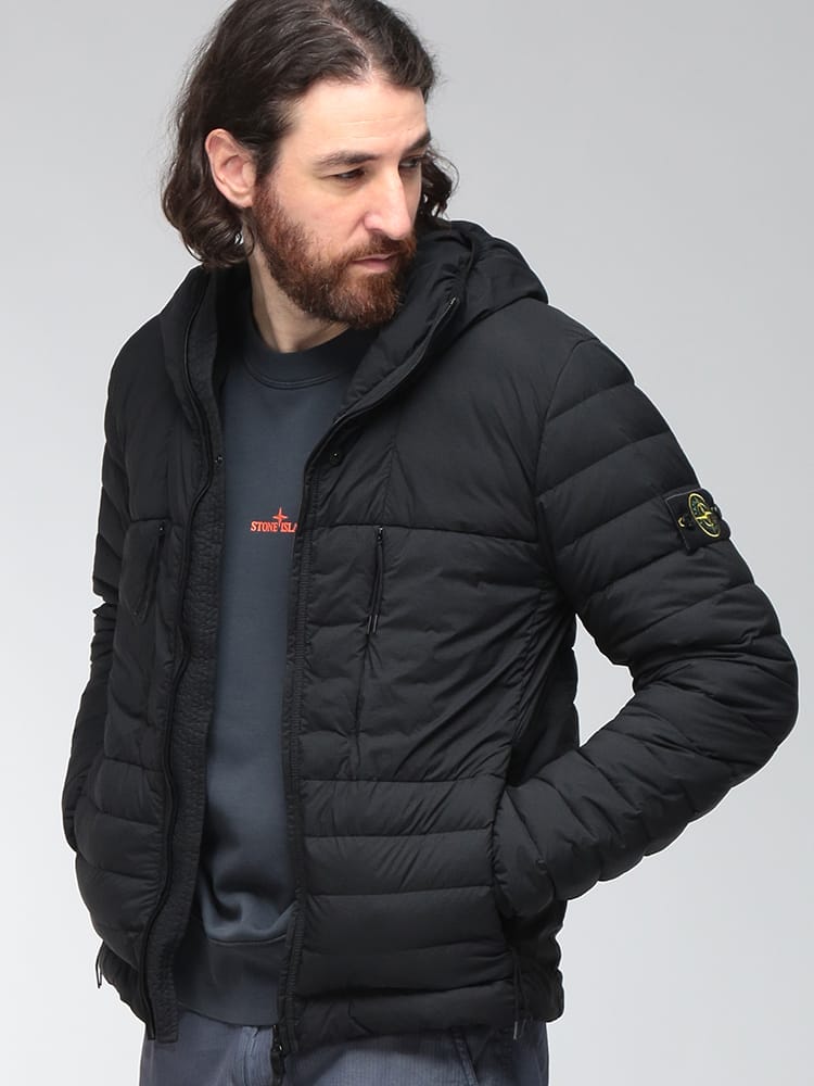 STONE ISLAND (ストーンアイランド) メンズ ダウンジャケット 撥水 フルジップ ライトダウンジャケット SEAMLESS TUNNEL NYLON DOWN-TC SI4100107S0183